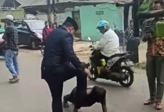 4 Fakta Video Wakil Ketua DPRD Depok Injak hingga Sanksi Push Up Sopir Truk