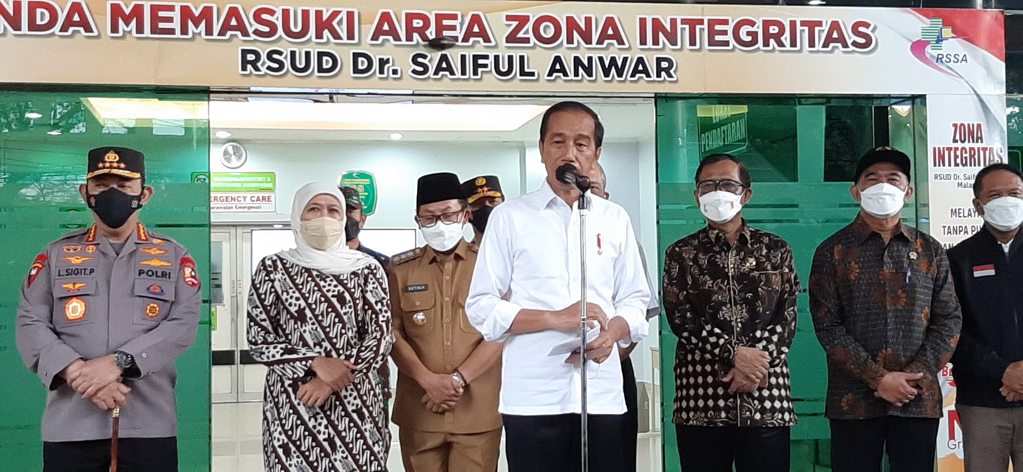 Jokowi Perintahkan Audit Seluruh Stadion Sepakbola di Indonesia