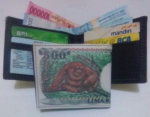 1664962000-Dompet-pria-unik-motif-uang-duit-jadul.jpg