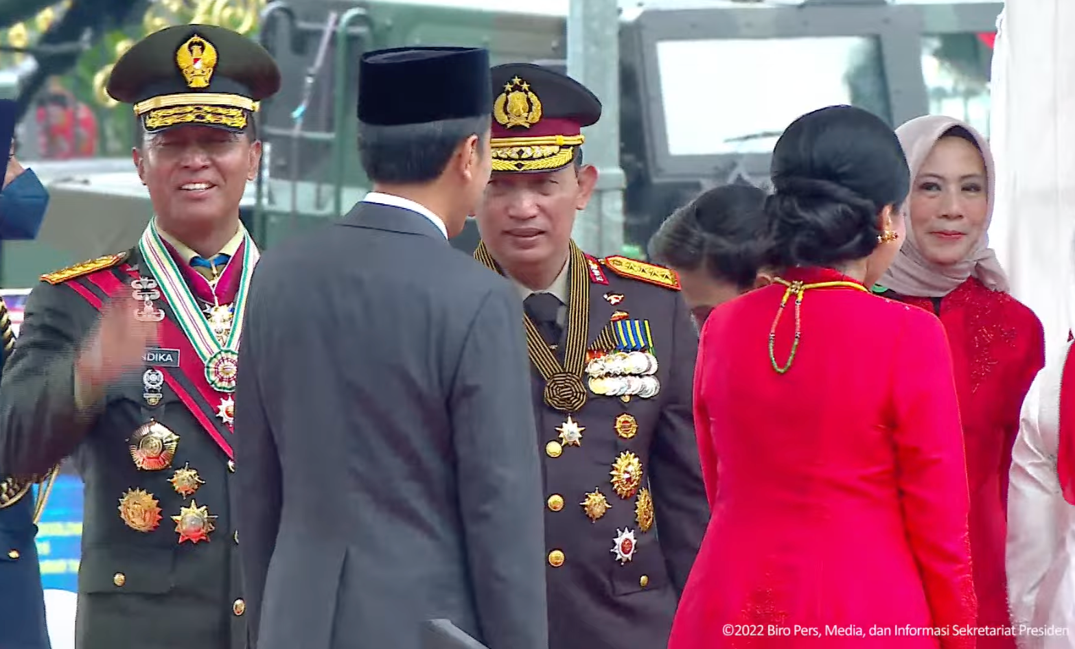 Video Jokowi Tak Salami Kapolri Viral, Begini Faktanya