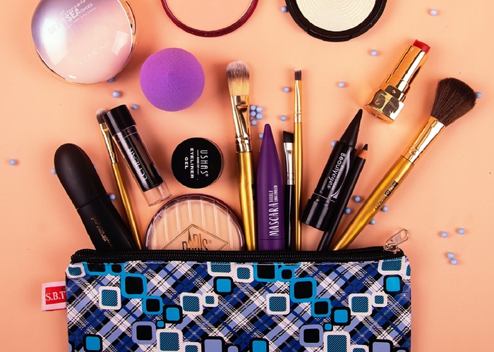 Makeup On Point Seharian? 4 Produk Ini Kuncinya 