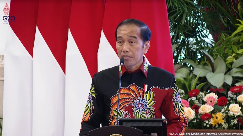 Indonesia Masuk Masa Transisi Usai PPKM Dicabut, Jokowi: Tetap Waspada!