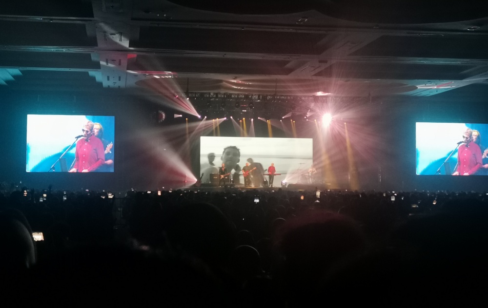 MLTR Bawakan 20 Lagu saat Konser di Jakarta, Vokalis ‘Sambat’ Pandemi