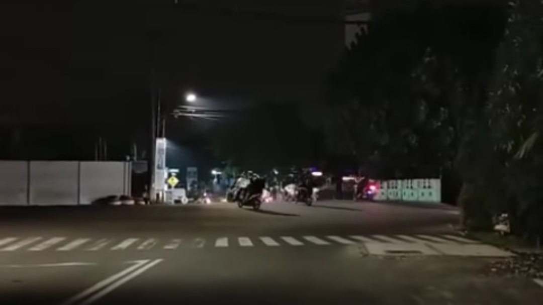 Tawuran di Jembatan Suroboyo, Satu Orang Dilaporkan Tewas