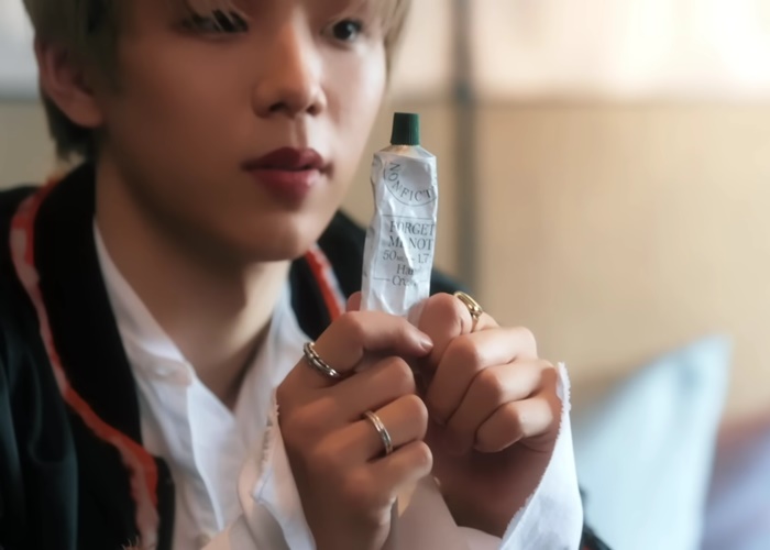 1667278288-hand-cream-shotaro.jpg
