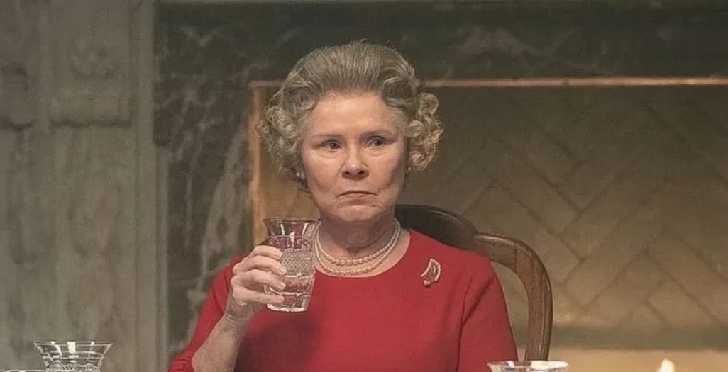 Imelda Staunton Perankan Ratu Elizabeth di 'The Crown' Season 5