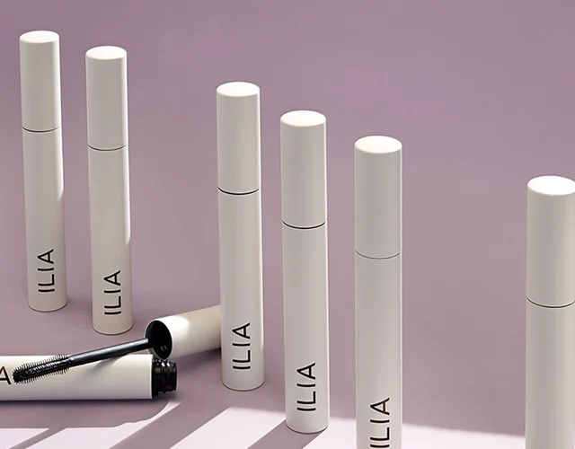 Ini Produk untuk Bikin Goth Makeup ala Jenna Ortega 'Wednesday'