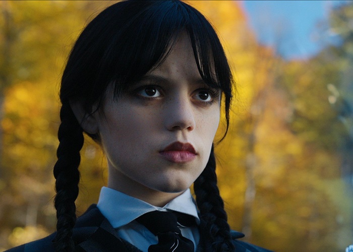 Ini Produk untuk Bikin Goth Makeup ala Jenna Ortega 'Wednesday' 