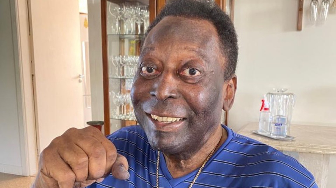 Kesehatan Pele Mulai Membaik, tapi Belum Boleh Tinggalkan Rumah Sakit