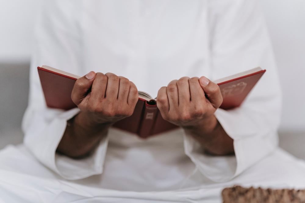Muslim Wajib Hafal! Ini 10 Nama Malaikat dan Tugasnya