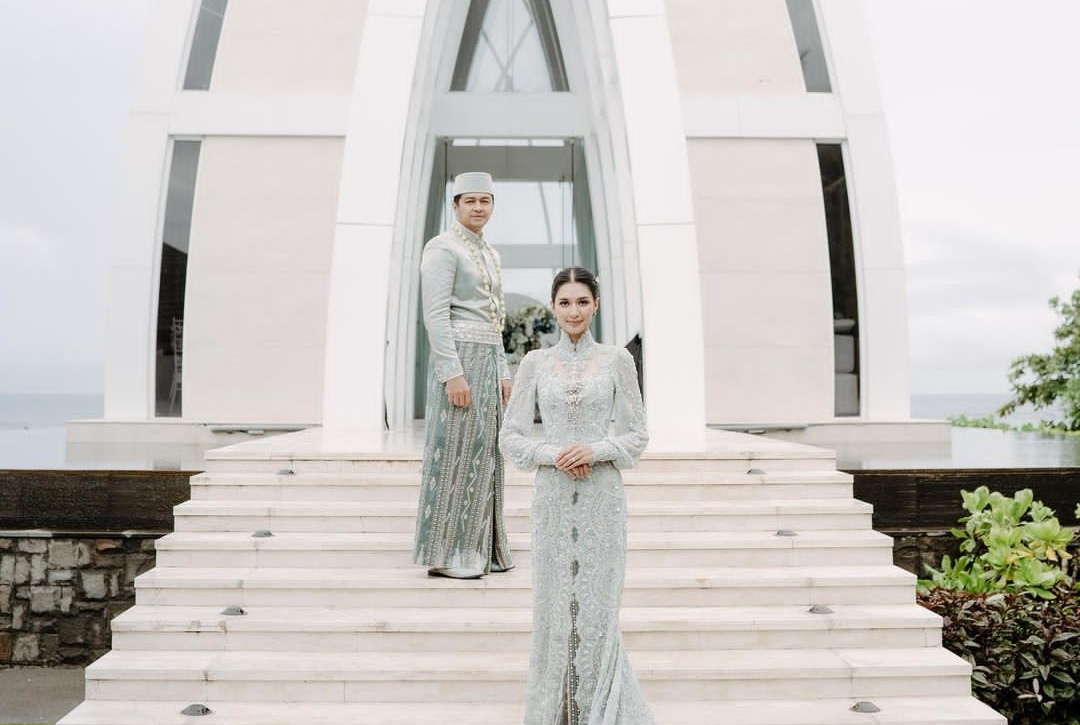 Selamat! Mikha Tambayong dan Deva Mahenra Resmi Menikah