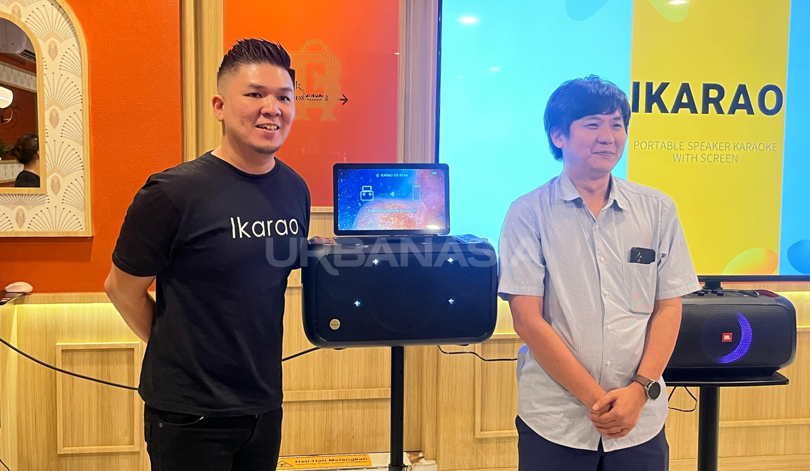Perangkat Karaoke Portabel yang Praktis Tanpa Ribet