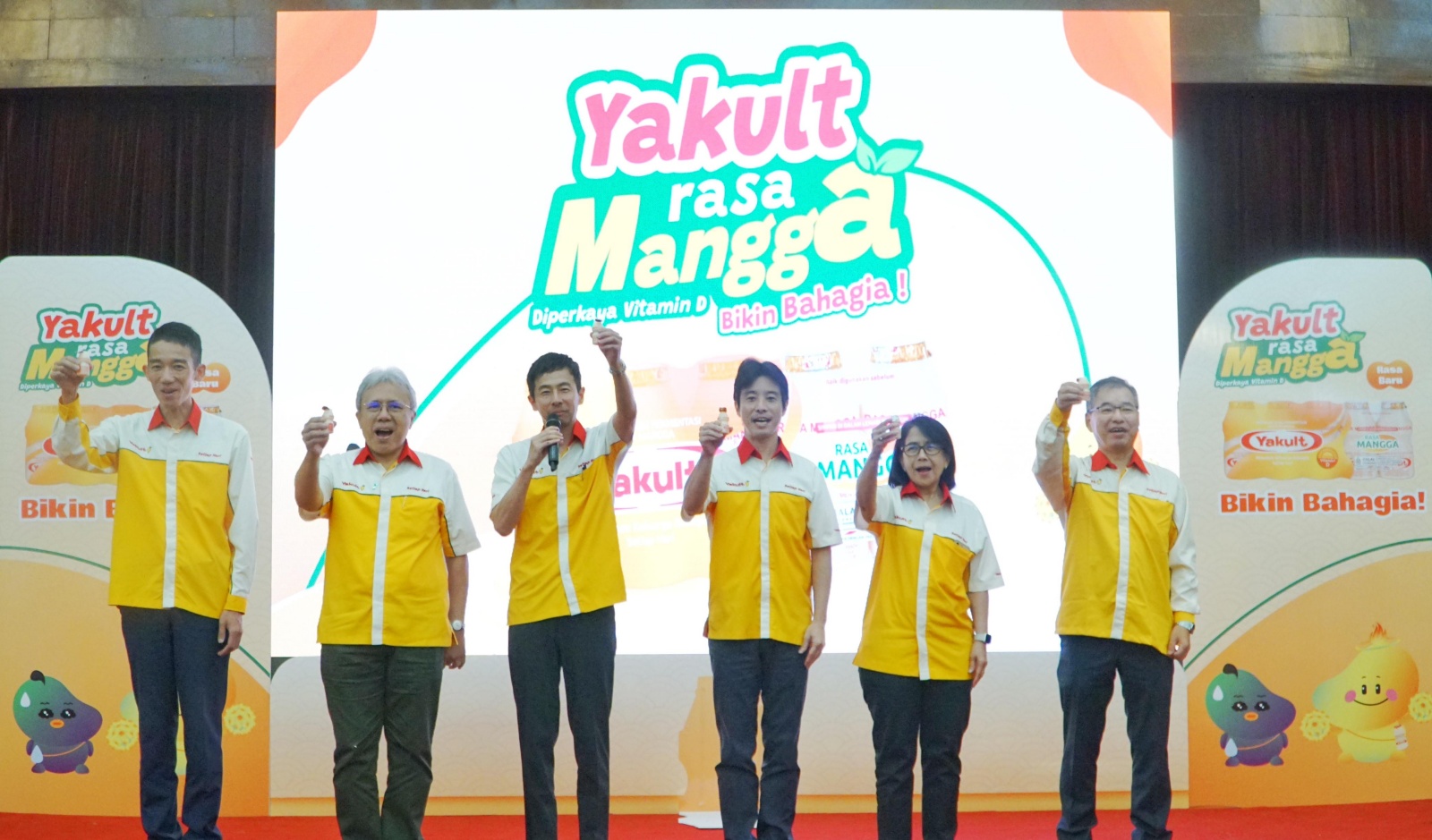 1748628377-Peluncuran-Yakult-Mangga.jpeg