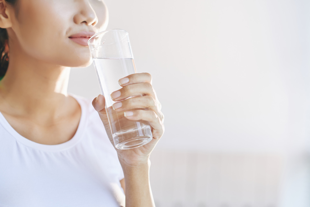 Tak Hanya Menyegarkan, Ini Deretan Keunggulan Minum Air Murni bagi Tubuh