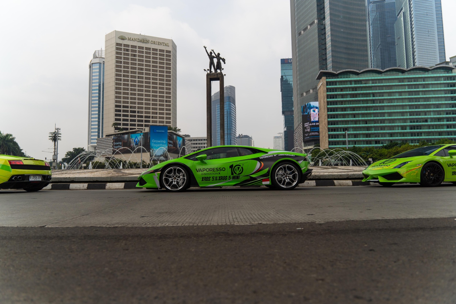 Konvoi Tim Supercar Ramaikan Jakarta, Ada Apa?